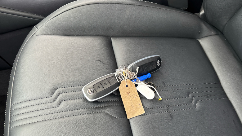 Nissan Juke 1.0 DiG-T 114 Tekna 5dr Petrol Hatchback